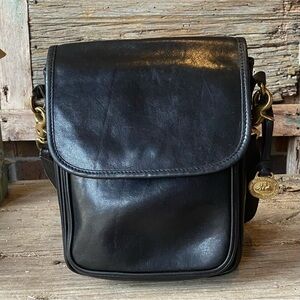 Vintage Brahmin Black Leather Crossbody Bag